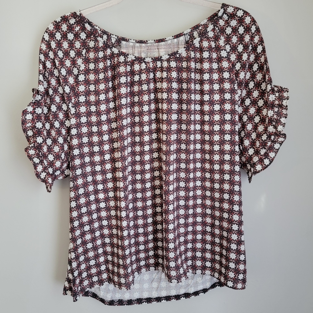 Loft NWT Ruffle Sleeve Short Sleeve Geometric Pattern Blouse Women's Size Large